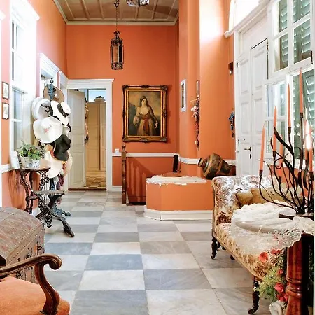Waterfront Historic Homm In Ermoupolis Syros