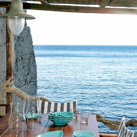 Waterfront Historic Homm In Ermoupolis Syros *